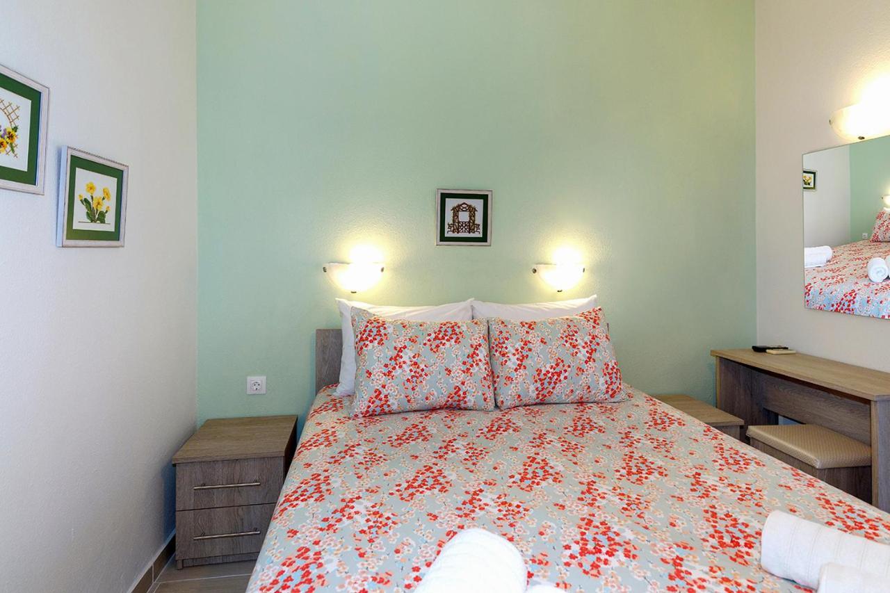 Agapitos Apartments Nikiti  Exteriér fotografie